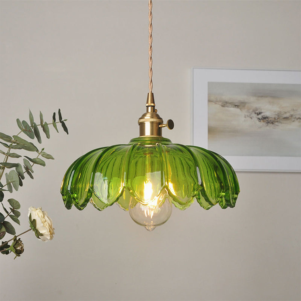 Glas-Pendelleuchte mit dekorativem Blumenmuster | stilvolle Hängelampe für Esszimmer, Wohnzimmer oder Schlafzimmer.